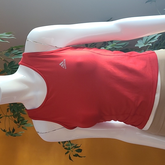 Adidas sport top - Picture 1 of 4